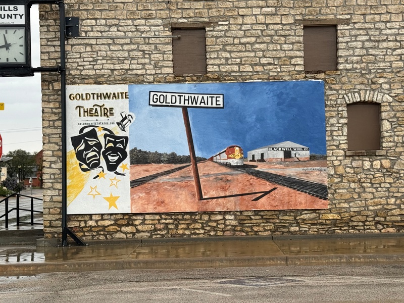 mural in Goldthwaite by artist unknown.
