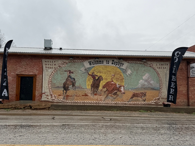 mural in Zephyr by artist unknown.
