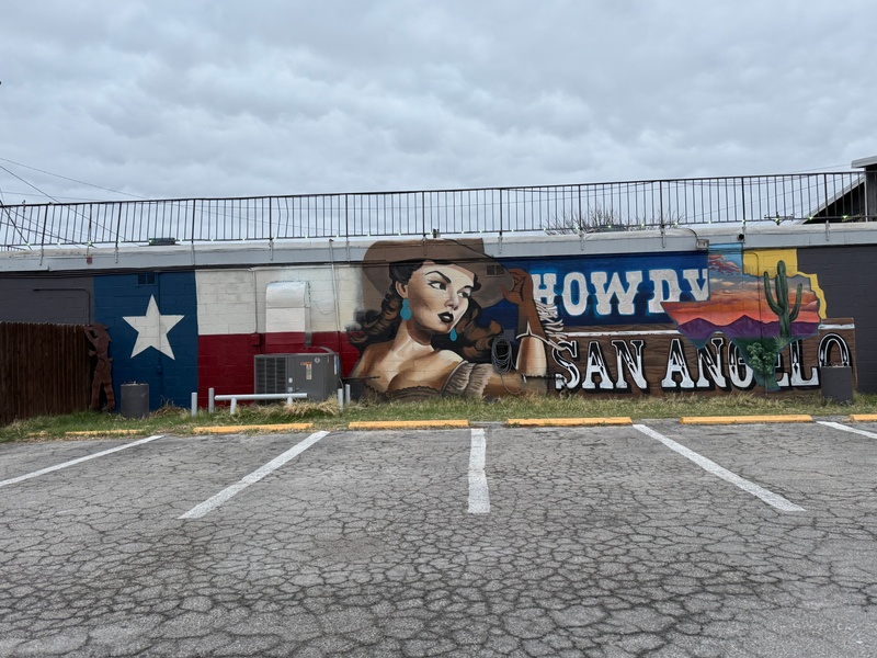 mural in San Angelo by artist unknown.