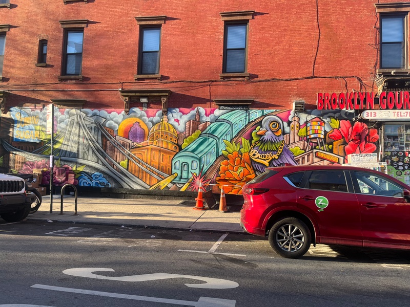 mural in  by artist unknown.