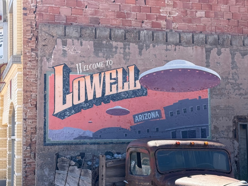 mural in Bisbee by artist unknown.