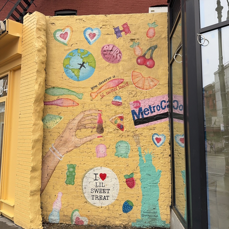 mural in New York by artist unknown.