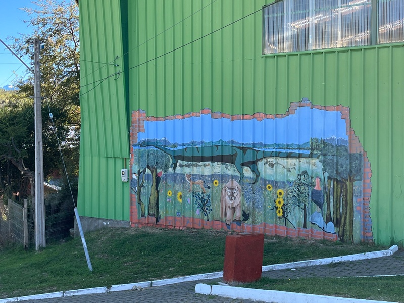 mural in  by artist unknown.