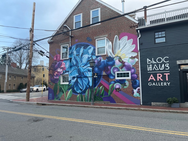 mural in Newburyport by artist unknown.