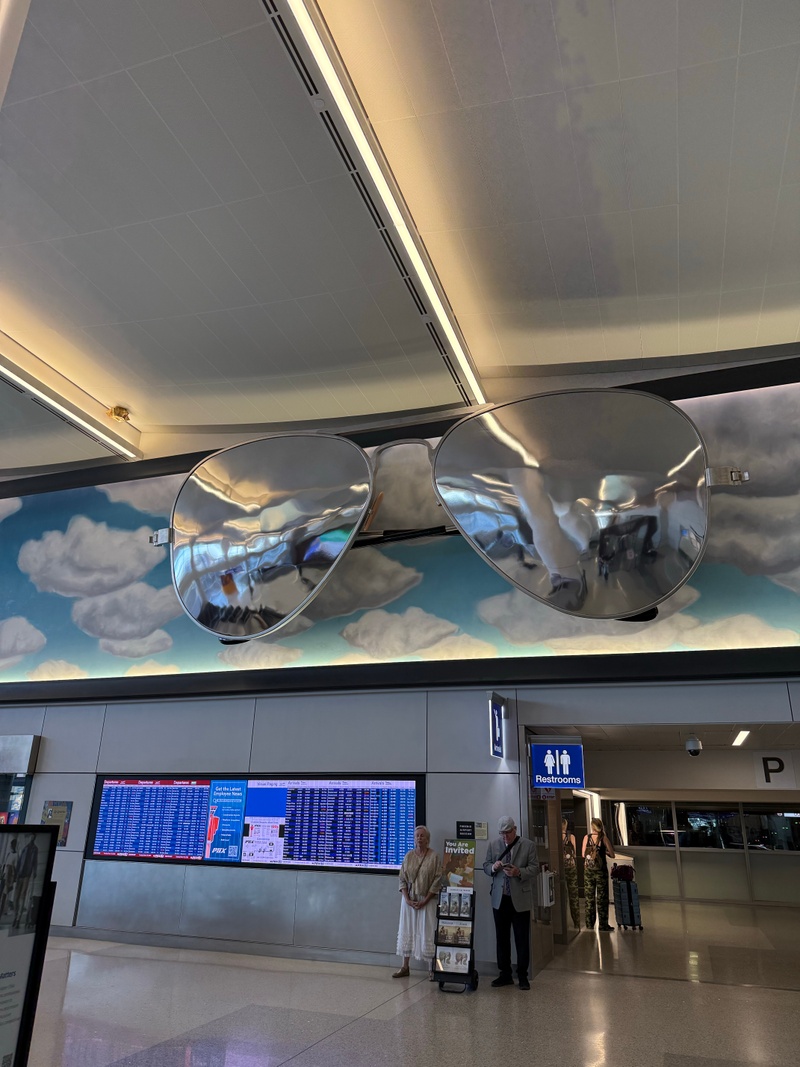 mural in Phoenix by artist unknown.