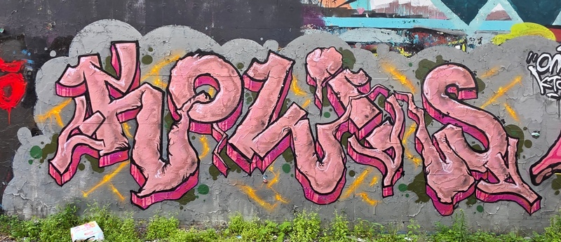 mural in Québec City by artist unknown.