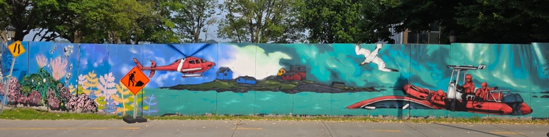 mural in Québec by artist unknown.