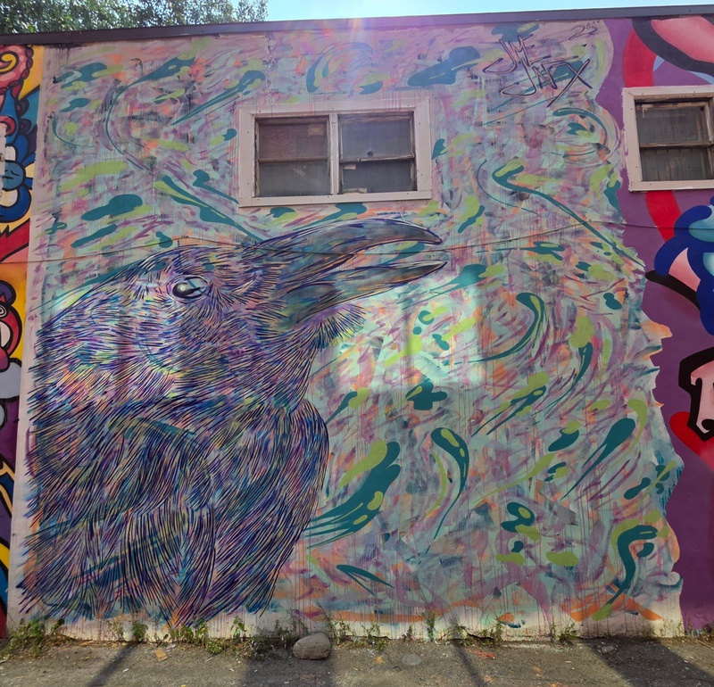 mural in Montréal by artist unknown.