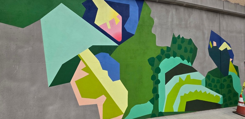 mural in Longueuil by artist unknown.
