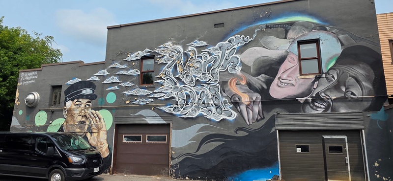 mural in Ottawa by artist unknown.