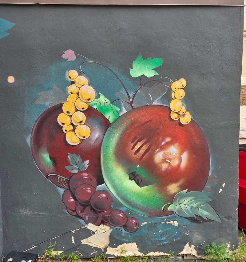mural in Ottawa by artist unknown.