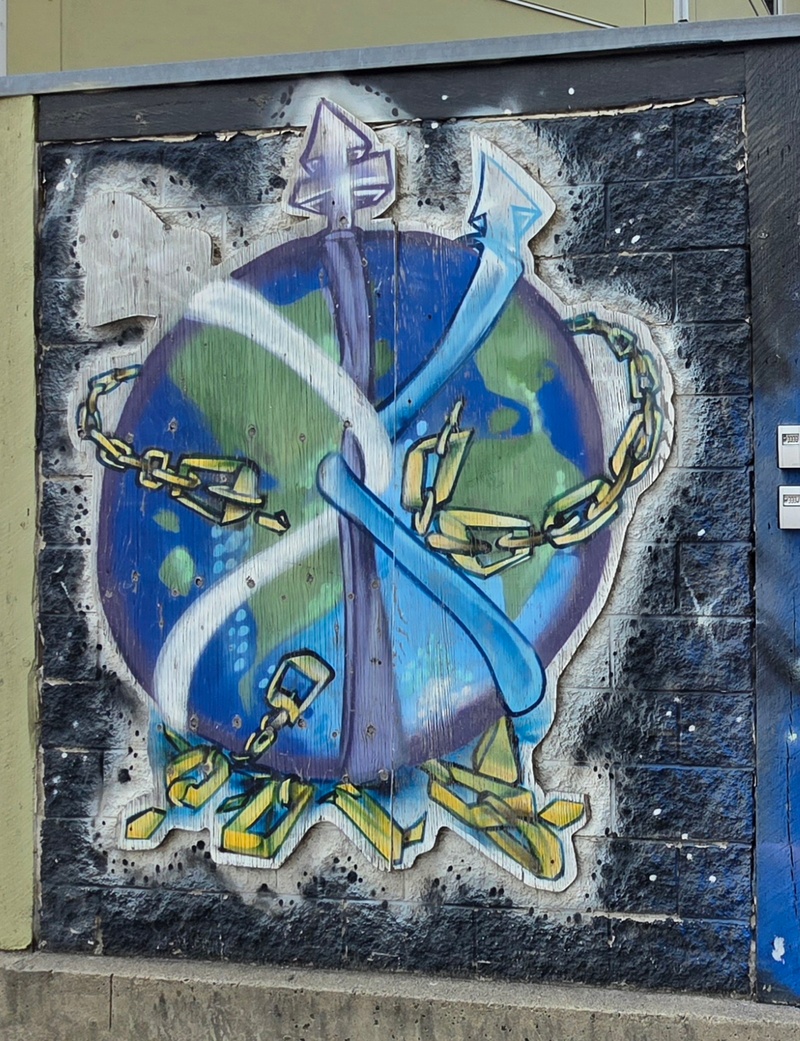 mural in Ottawa by artist unknown.