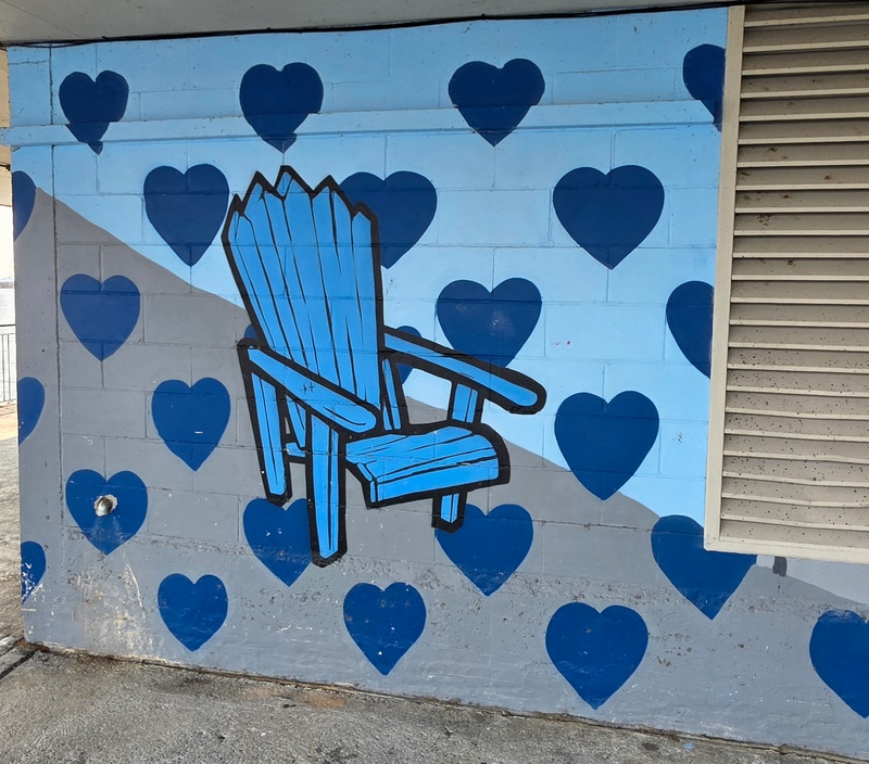 mural in Kingston by artist unknown.
