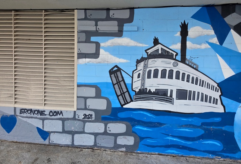 mural in Kingston by artist unknown.