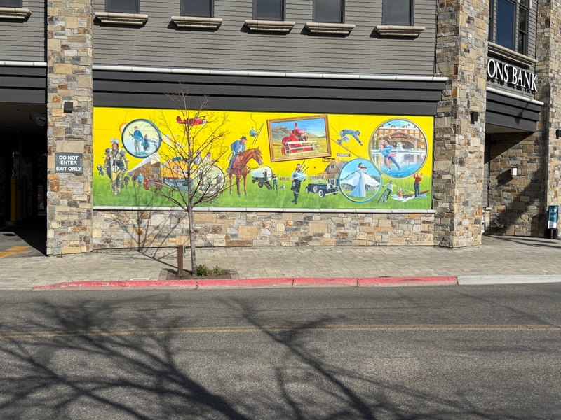 mural in Ketchum by artist unknown.