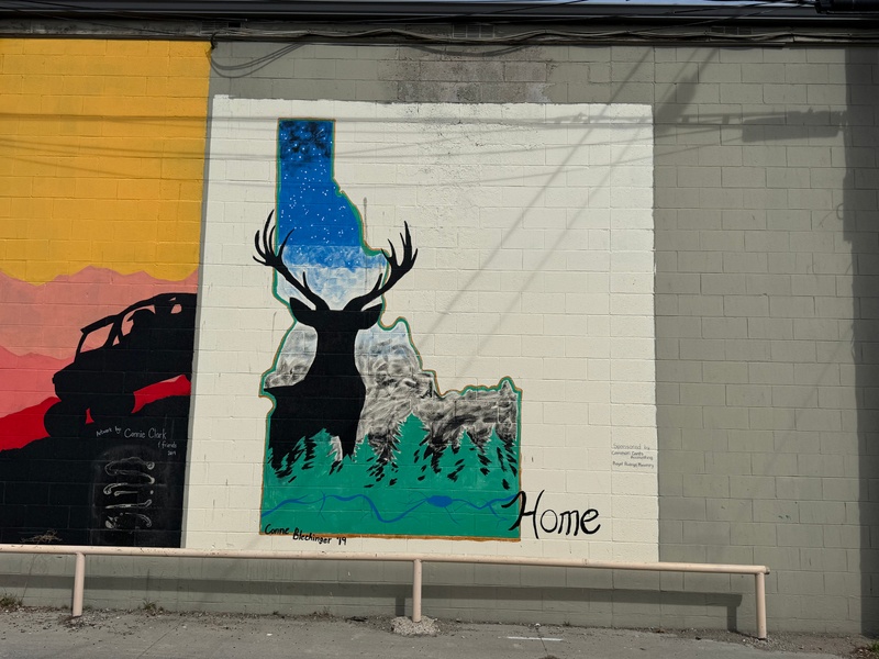 mural in Mountain Home by artist unknown.