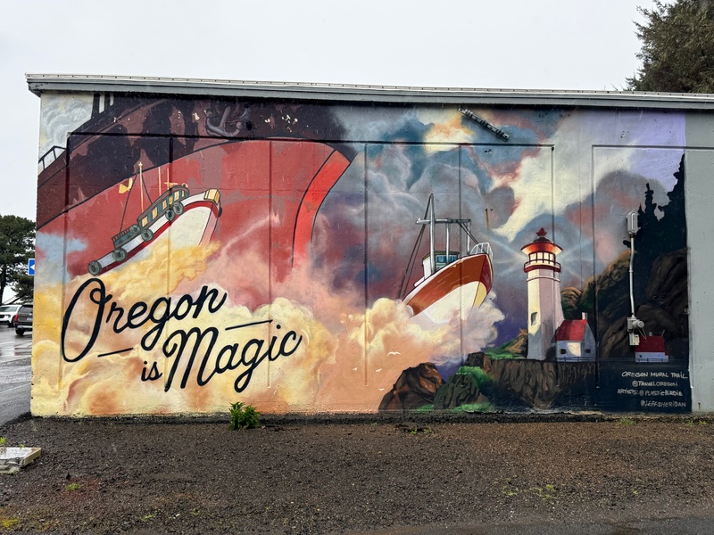 mural in Yachats by artist unknown.