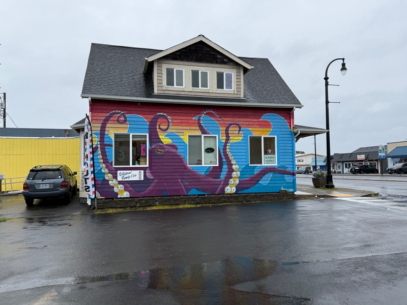 mural in Waldport by artist unknown.
