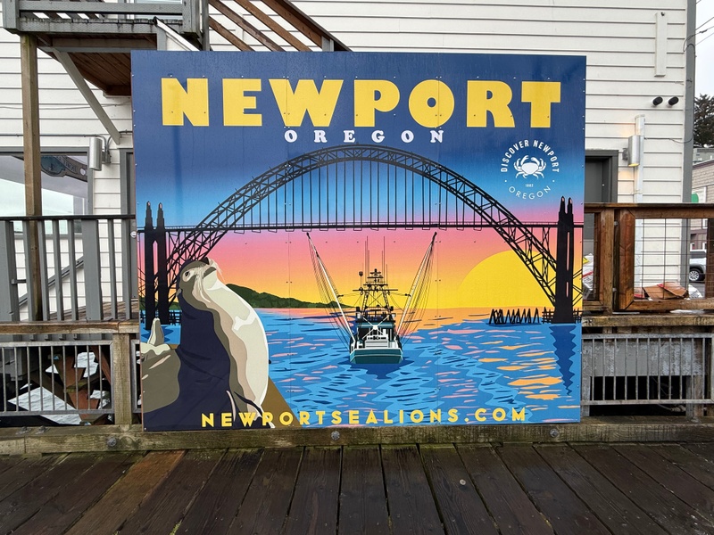 mural in Newport by artist unknown.