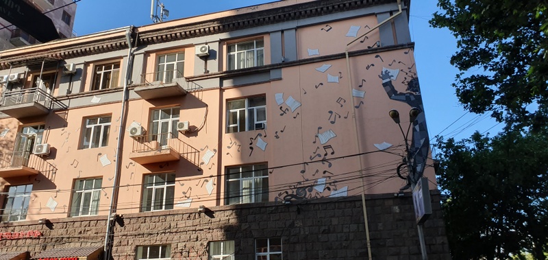mural in Yerevan by artist unknown.
