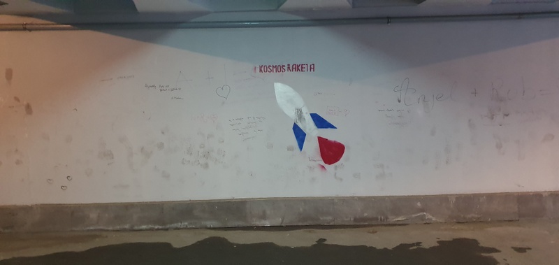 mural in  by artist unknown.