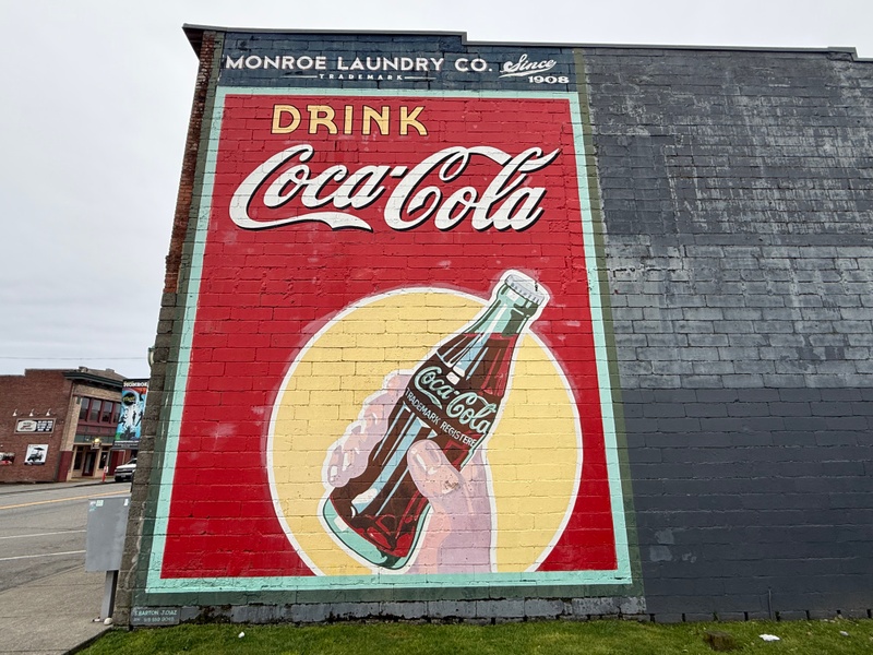 mural in Monroe by artist unknown.