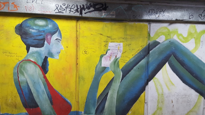 mural in  by artist unknown.