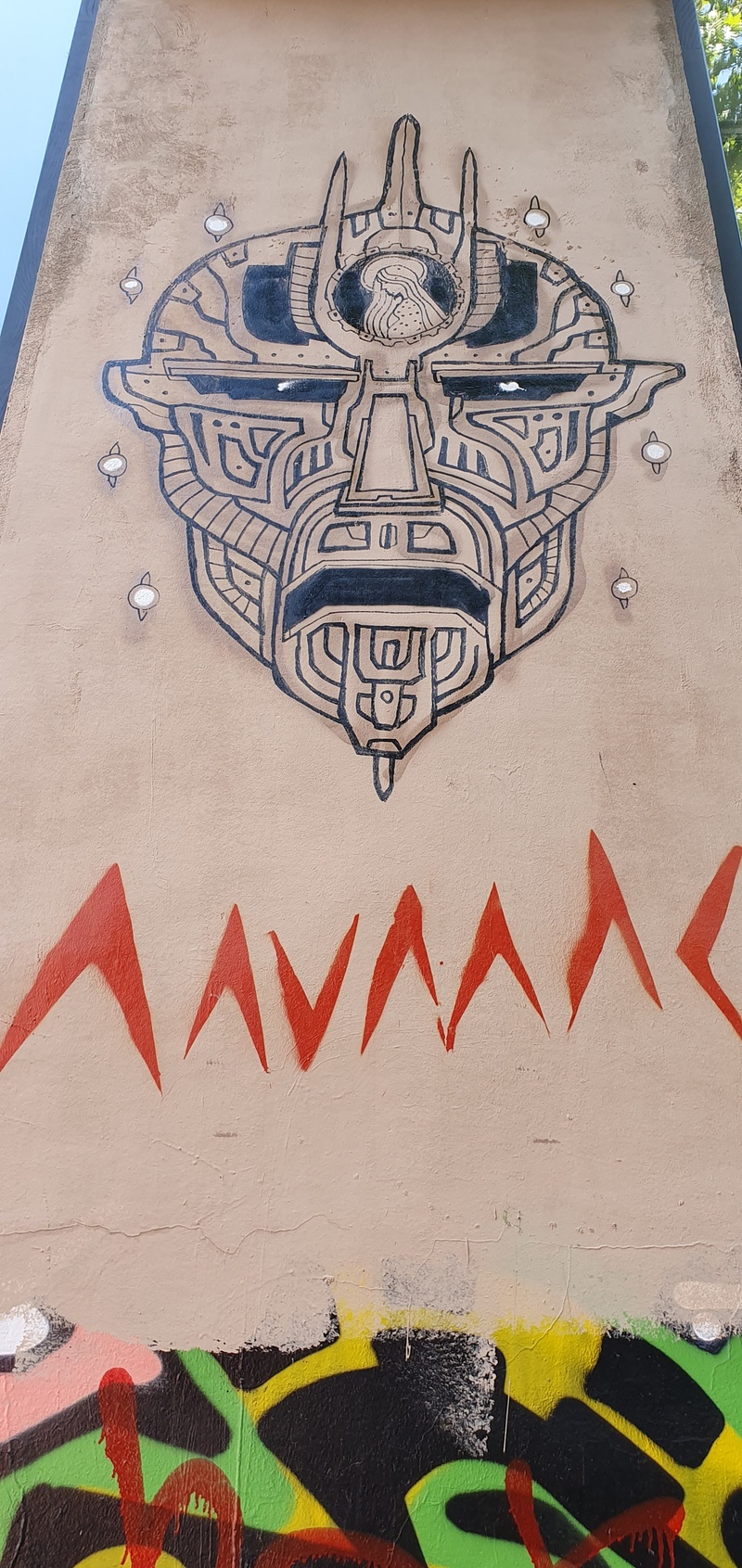 mural in  by artist unknown.