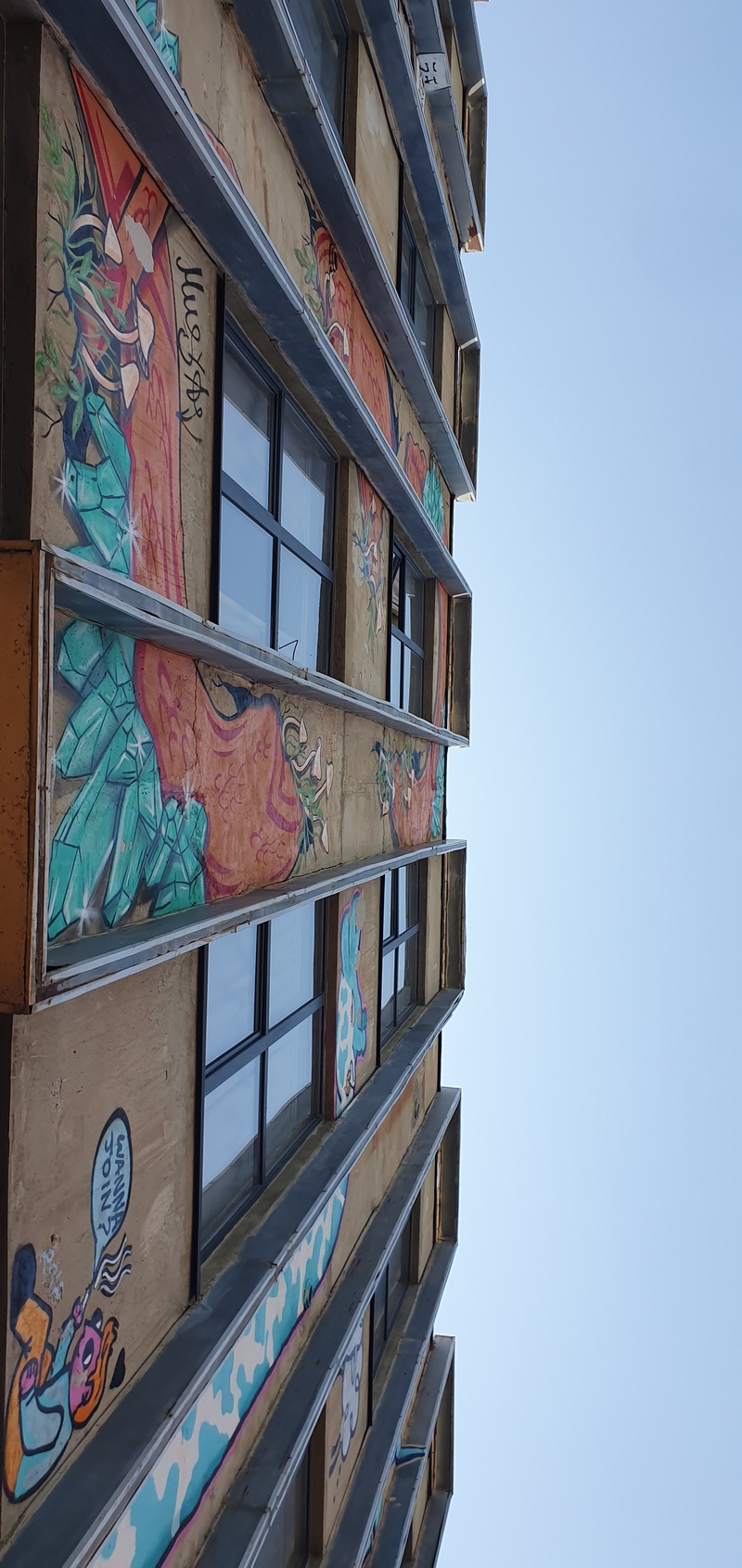 mural in  by artist unknown.