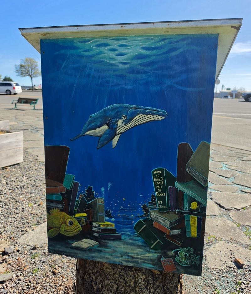 mural in Brookings by artist unknown.