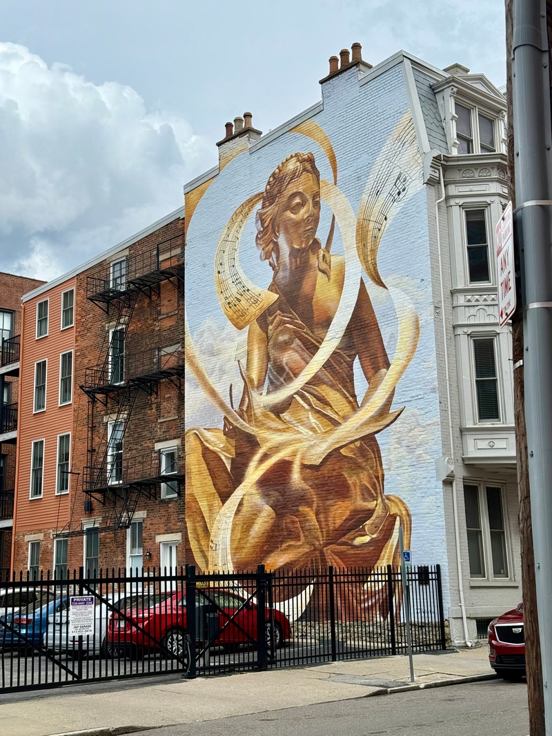 mural in Cincinnati by artist Tim Parsley.