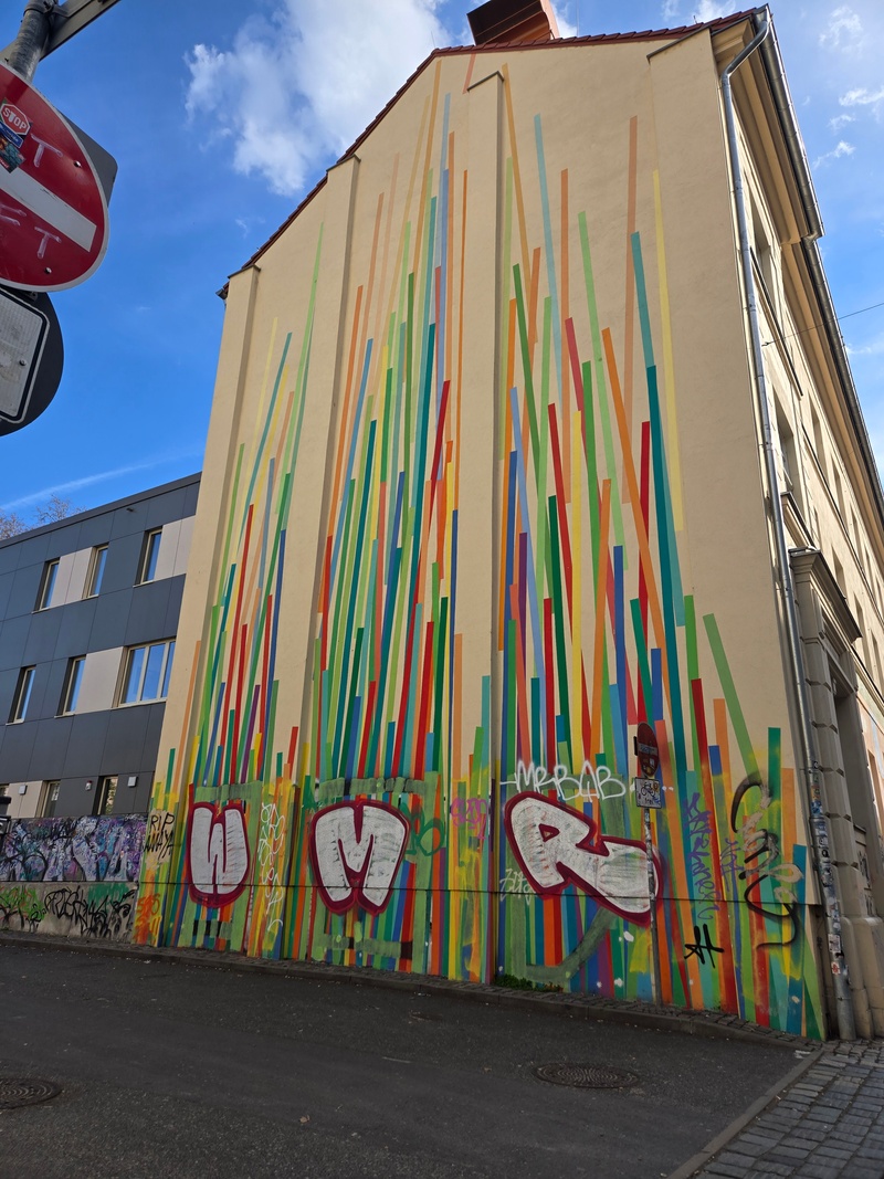 mural in Dresden by artist unknown.