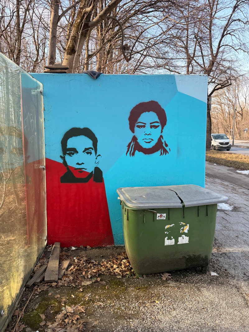 mural in München by artist unknown.