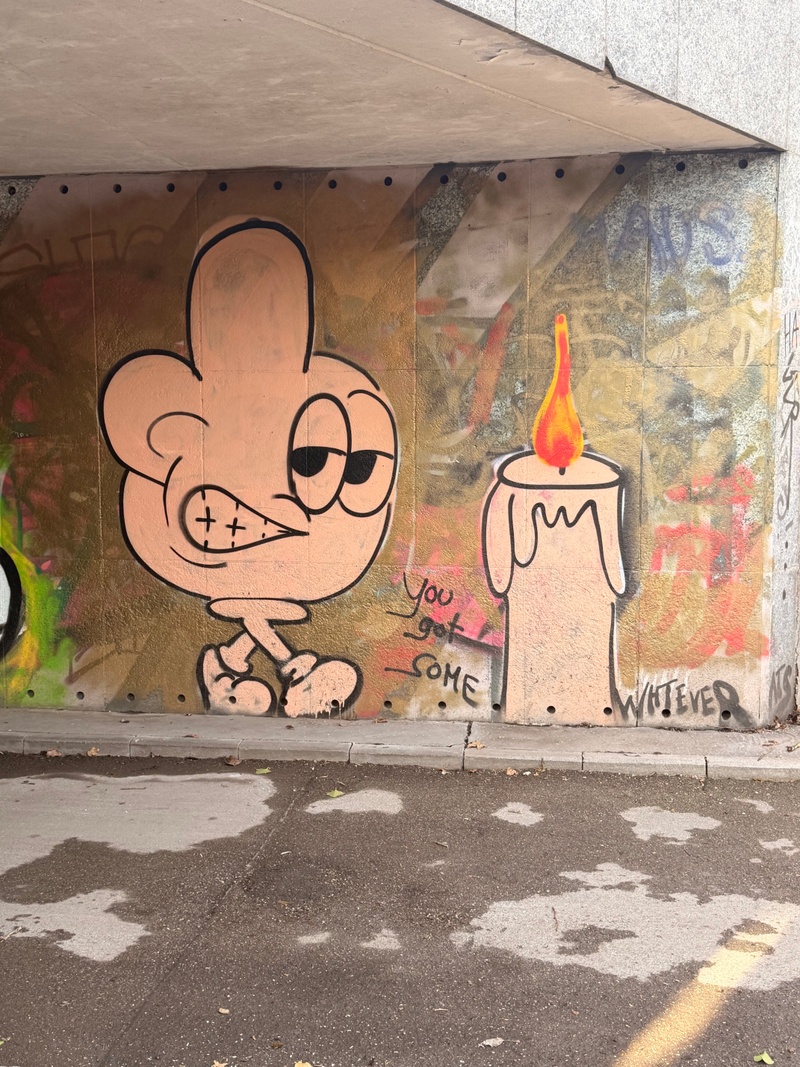 mural in München by artist unknown.