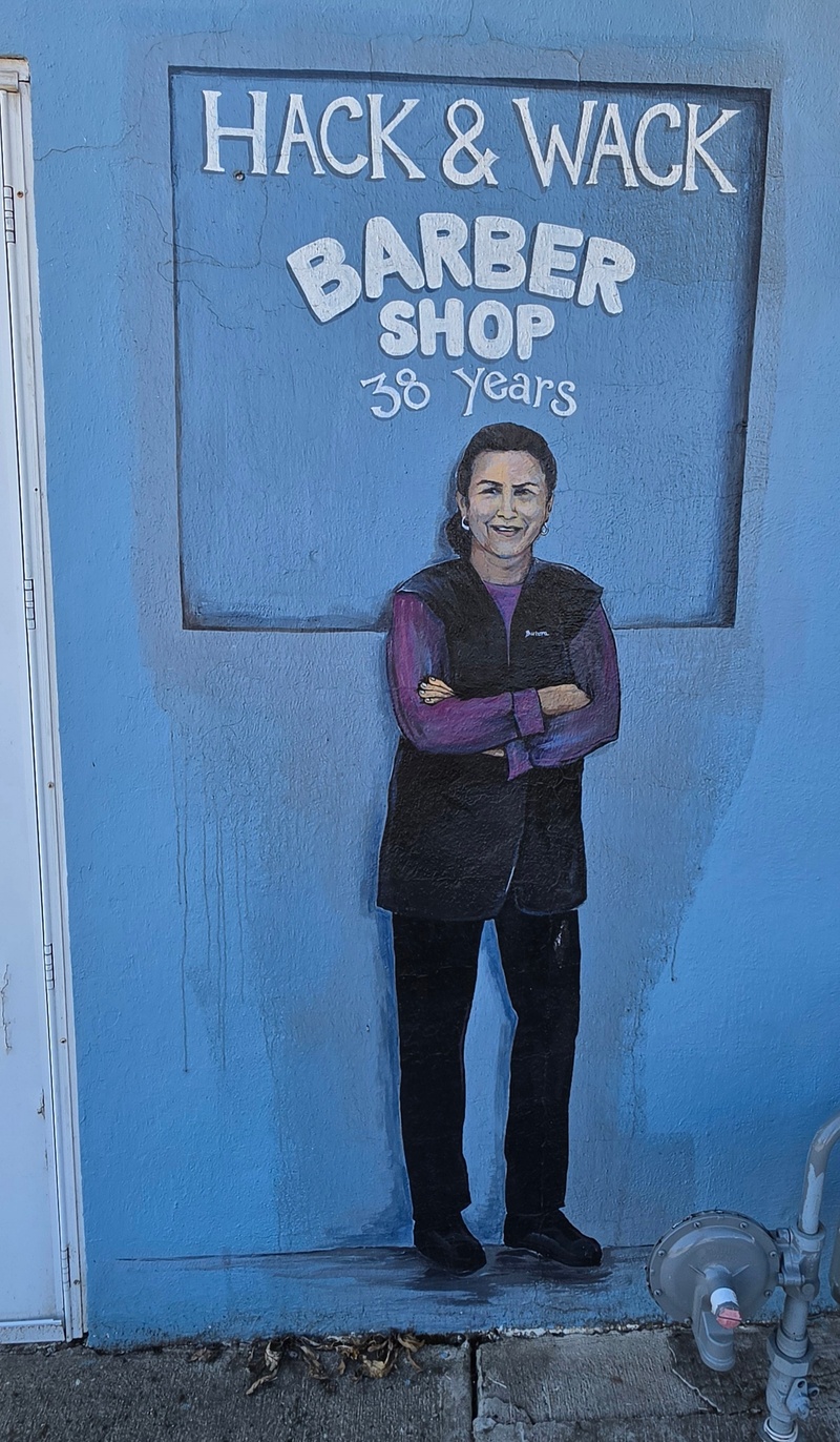 mural in Banks by artist unknown.