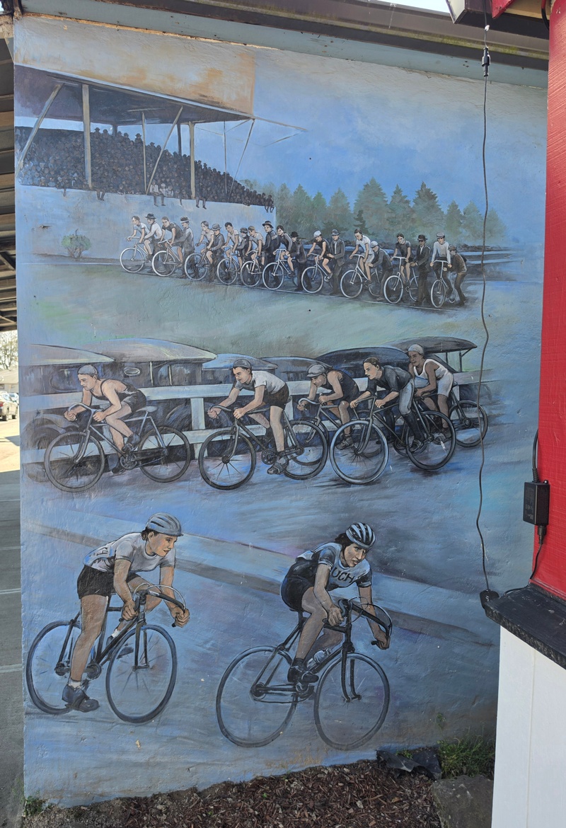 mural in Banks by artist unknown.