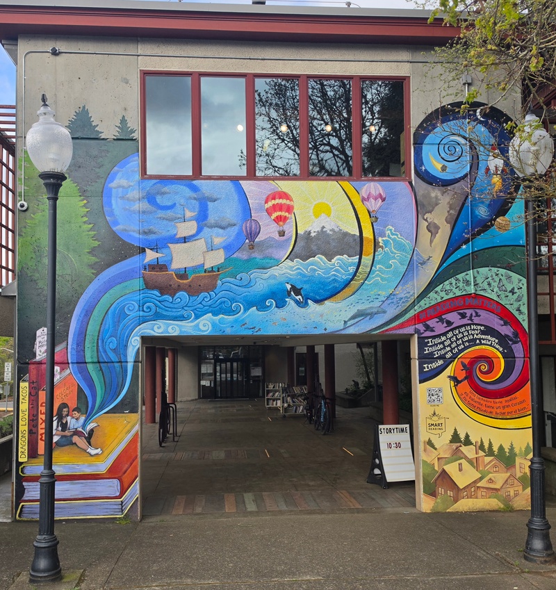 mural in McMinnville by artist unknown.