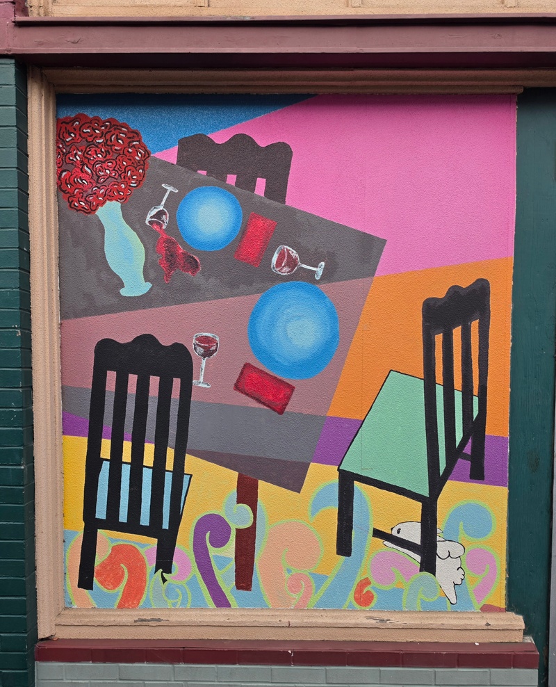 mural in McMinnville by artist unknown.