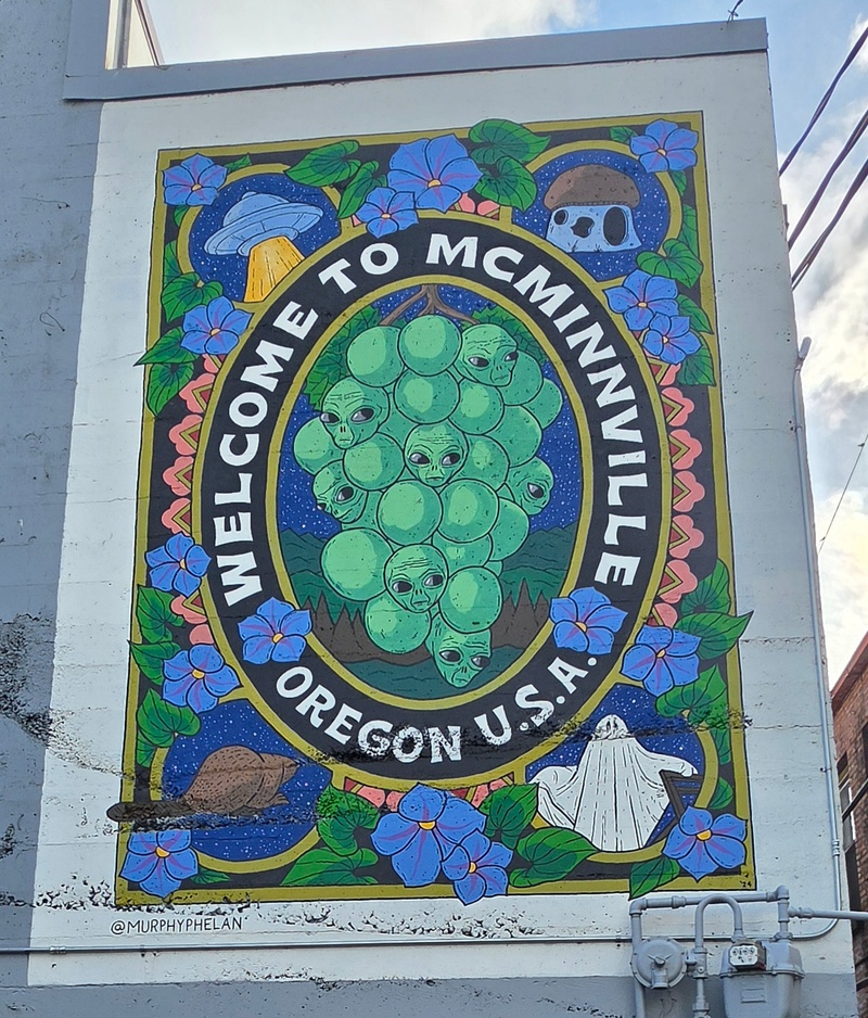 mural in McMinnville by artist unknown.
