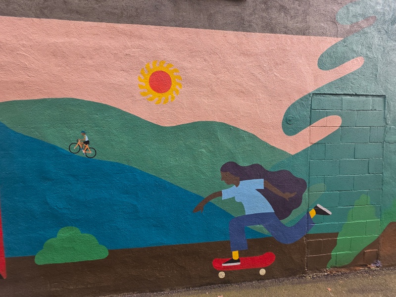 mural in McMinnville by artist unknown.