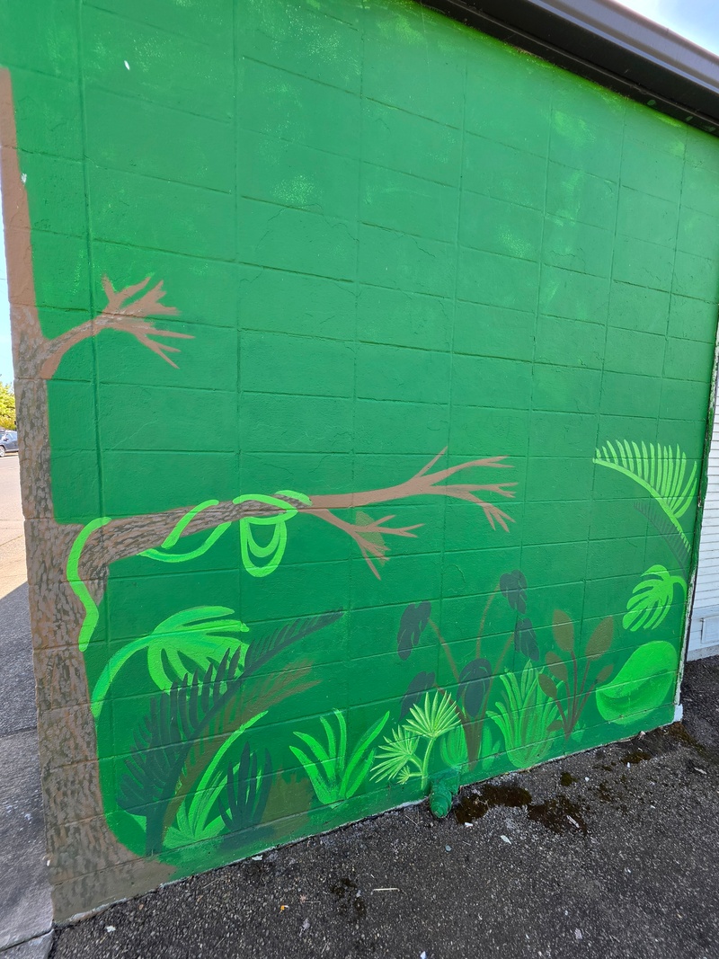mural in McMinnville by artist unknown.