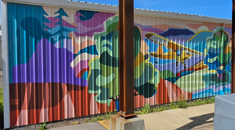 mural in McMinnville by artist unknown.