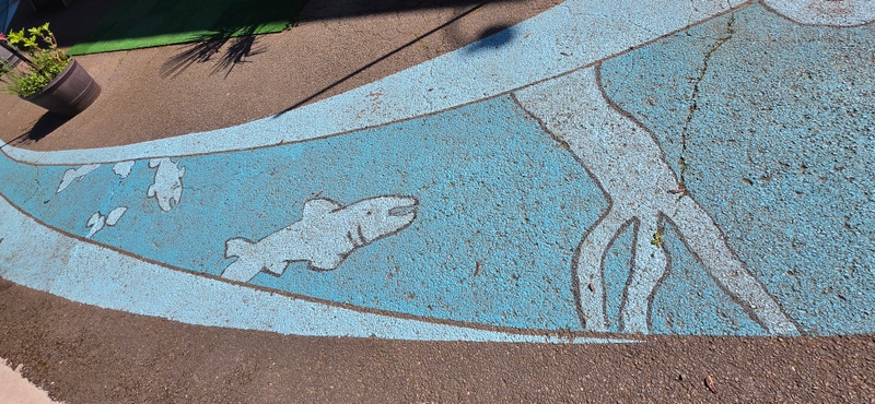 mural in Monmouth by artist unknown.