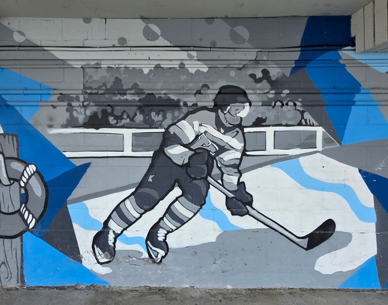 mural in Kingston by artist unknown.