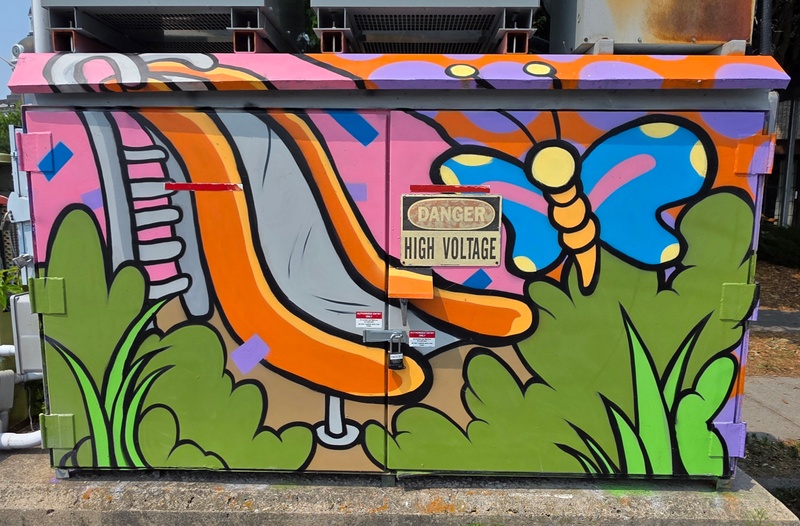 mural in Kingston by artist unknown.