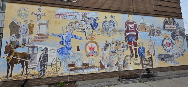 mural in Oshawa by artist unknown.