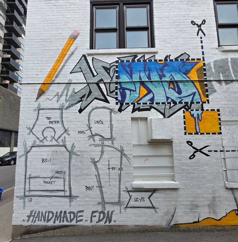 mural in Oshawa by artist unknown.