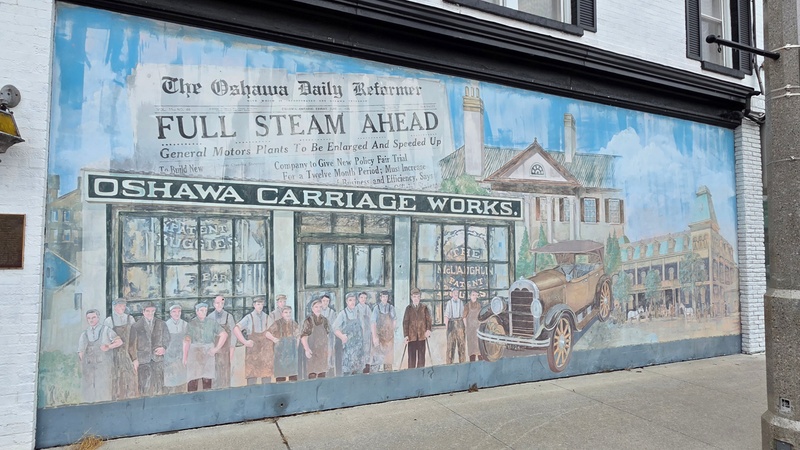 mural in Oshawa by artist unknown.