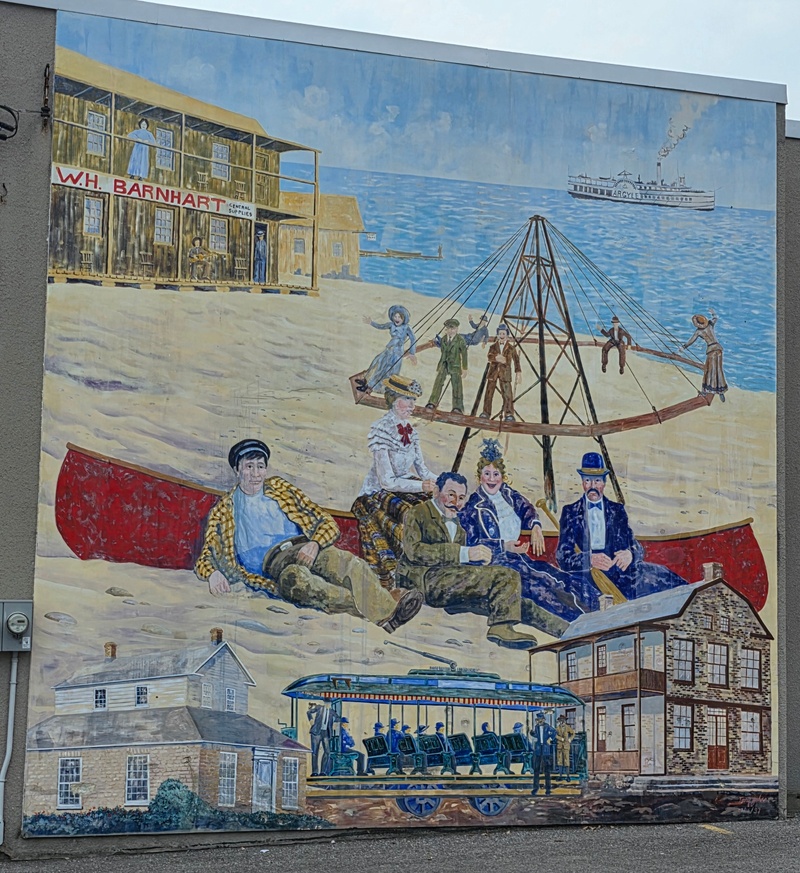 mural in Oshawa by artist unknown.