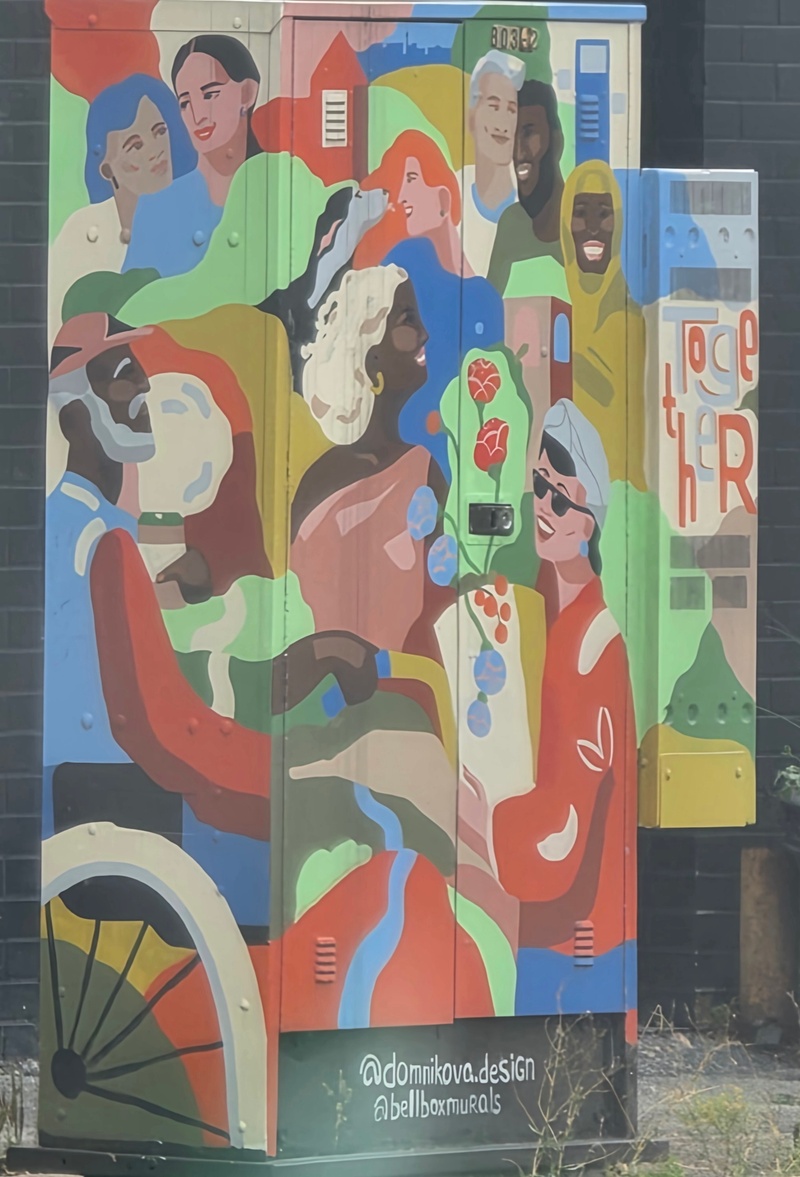 mural in Toronto by artist unknown.